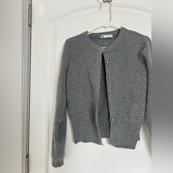Zara grey minimalist silver bead button cardigan size small - Picture 3 of 12